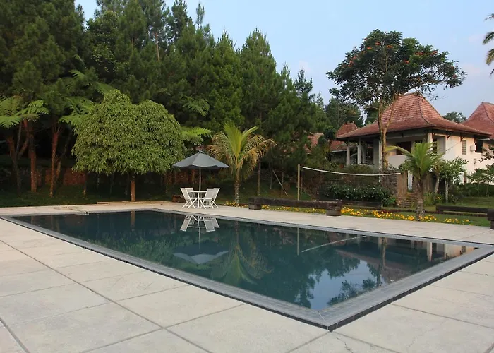 Oyo 156 Wirasamala Villa Puncak